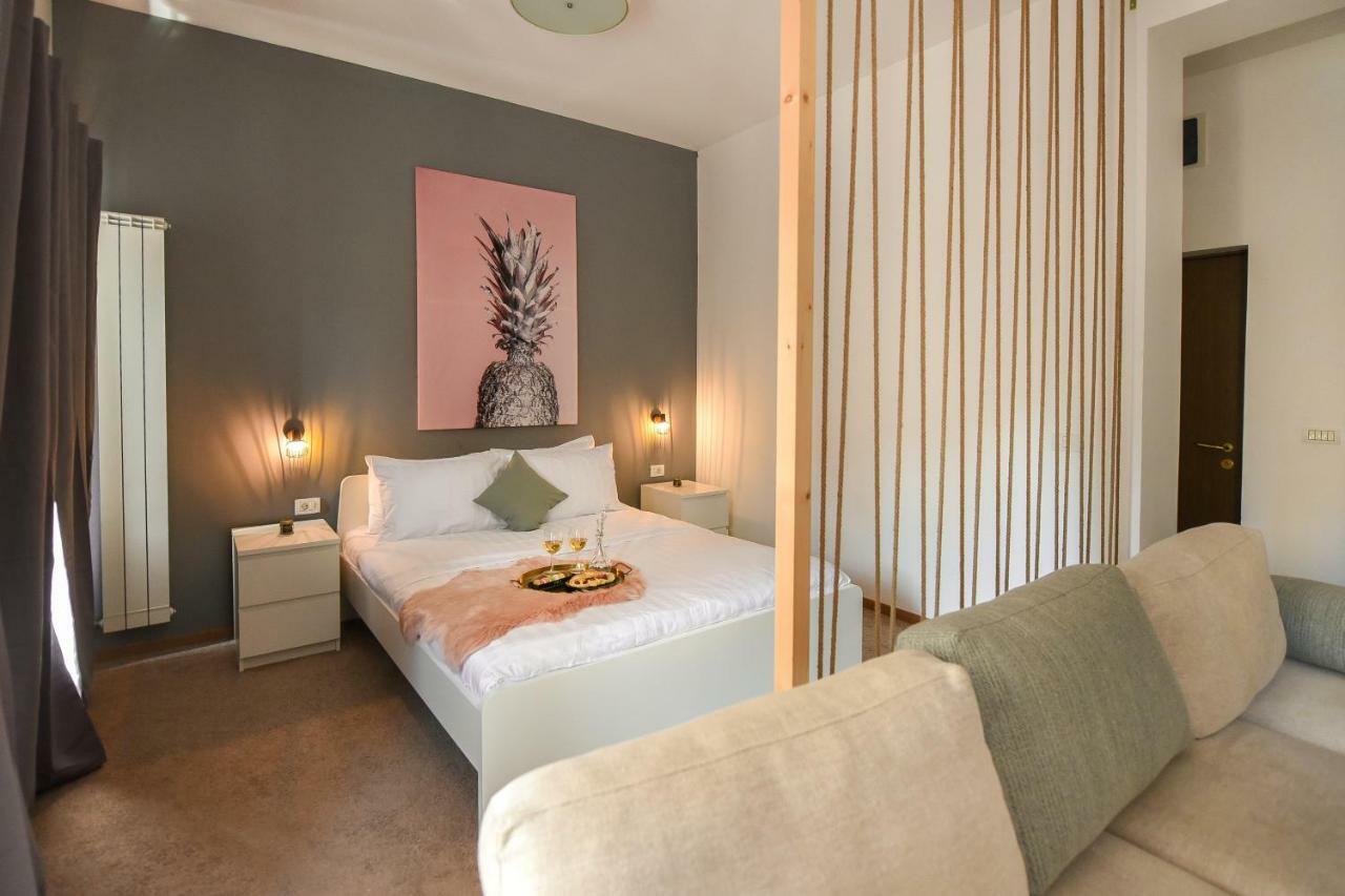 Best Location Old Town - New Studio Bukareszt Zewnętrze zdjęcie